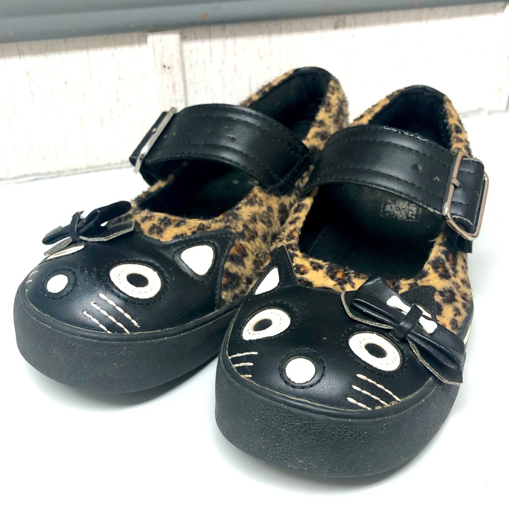 Vintage TUK Cat Mary Janes (fuzzy leopard print)